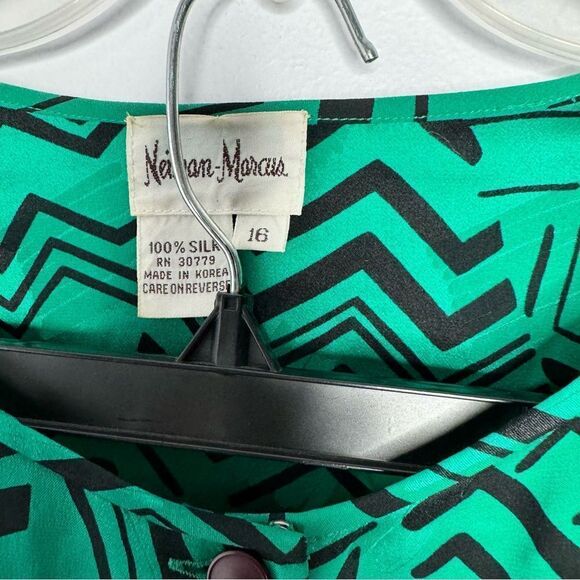 Vintage Neiman Marcus silk blouse and skirt set size 16 - Picture 7 of 8
